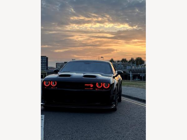 Dodge Challenger SRT Hellcat Widebody 717bhp