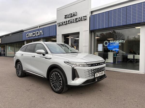 Omoda 9 1.5T SHS 34.46kWh Noble DHT3 4WD Euro 6 (s/s) 5dr