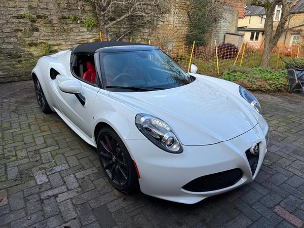 Alfa Romeo 4C 1750 TBi Spider TCT Euro 6 2dr