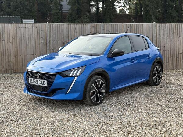 Peugeot E-208 50kWh GT Auto 5dr