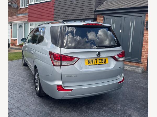SsangYong Turismo 2.2D ELX T-Tronic 4WD Selectable Euro 6 5dr