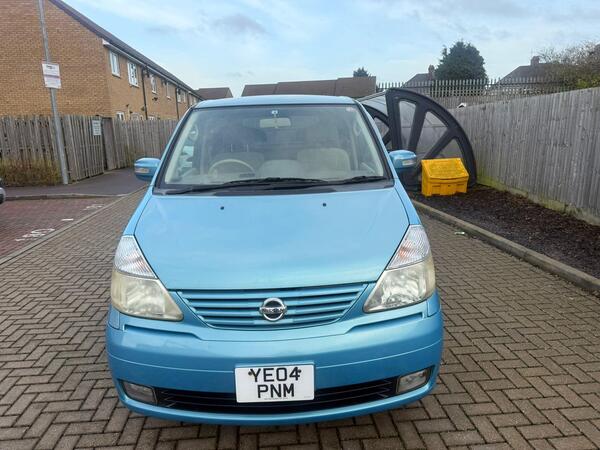 Nissan Serena Automatic 5dr