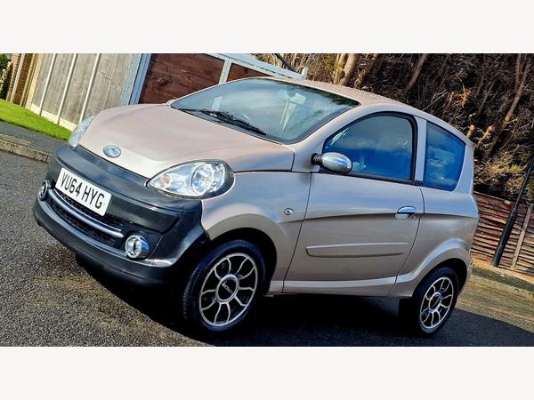 Microcar M.GO 0.5 SE CVT 3dr (4 Seats)