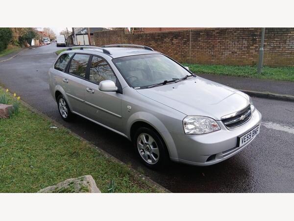 Chevrolet Lacetti 1.6 SX 5dr