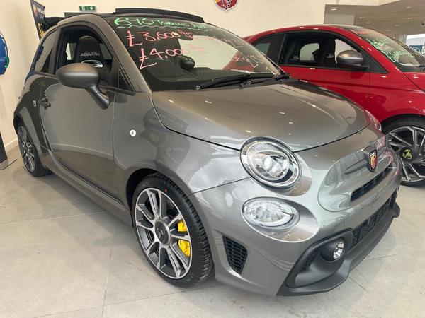 Abarth 695C 1.4 T-Jet Turismo Cabrio Auto Euro 6 2dr