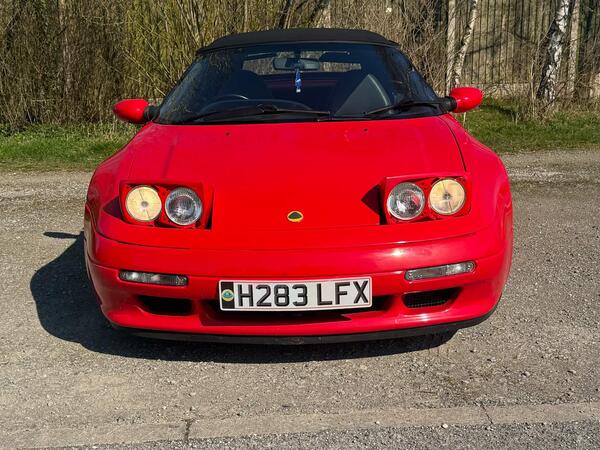 Lotus Elan 1.6 SE 2dr
