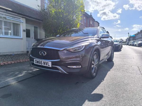 Infiniti QX30 2.2d Premium Tech DCT AWD Euro 6 (s/s) 5dr