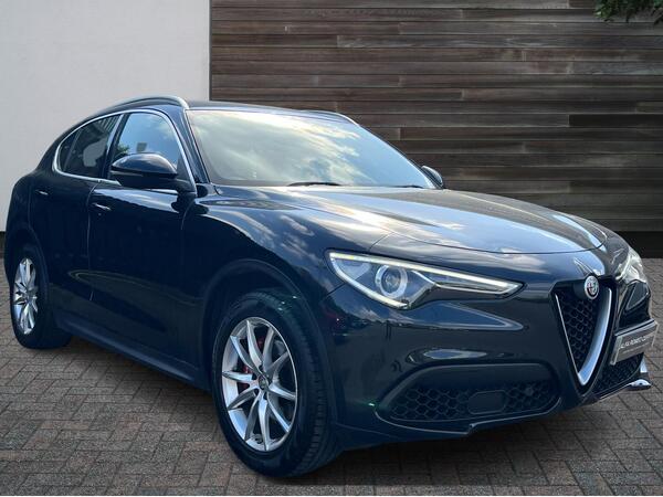 Alfa Romeo Stelvio 2.0T Speciale Auto Q4 AWD Euro 6 (s/s) 5dr