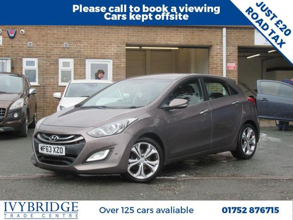 Hyundai i30 1.6 CRDi Premium Euro 5 5dr