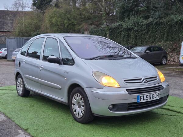 Citroen Xsara Picasso 1.6i 16V Desire 5dr