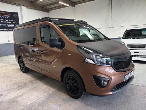 Vauxhall Vivaro 1.6 CDTi 2900 BiTurbo ecoFLEX Crew Van L1 H1 Euro 5 (s/s) 5dr (6 Seat)