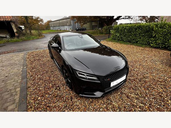 Audi TT RS 2.5 TFSI Coupe 3dr Petrol S Tronic quattro Euro 6 (s/s) (529 BHP)