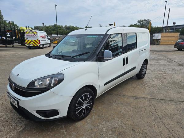 Fiat Doblo 1.6 MultiJetII Maxi SX Combi Van Double Cab 5dr Diesel Manual L2 H1 Euro 6 (105 bhp)