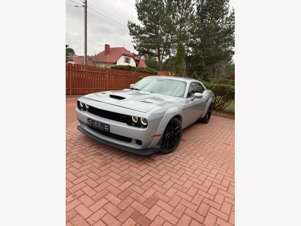 Dodge Challenger ScatPack Widebody