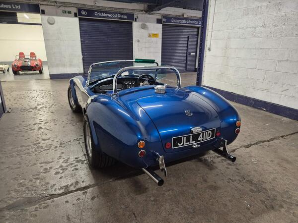 Ram Cobra 427 AC 427 V8 7.0 L Cobra