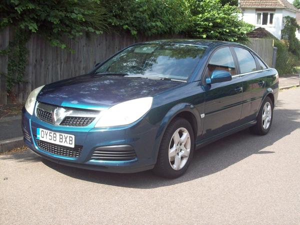 Vauxhall Vectra 1.8 VVT Exclusiv 5dr