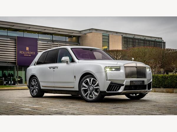 Rolls-Royce Cullinan Series II 6.75 V12 Auto 4WD Euro 6 5dr