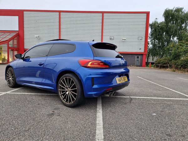 Volkswagen Scirocco 2.0 TDI BlueMotion Tech R-Line DSG Euro 6 (s/s) 3dr