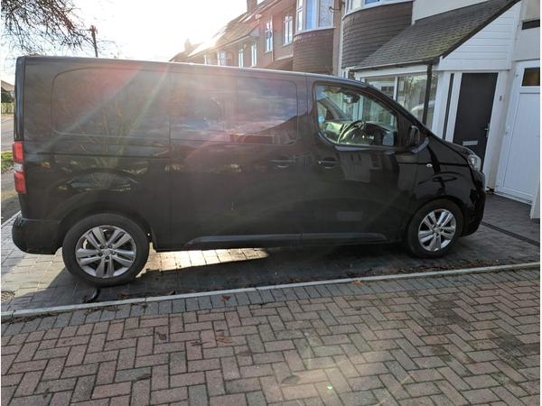 Peugeot Expert 2.0 BlueHDi 1400 Professional Plus Standard Crew Van Double Cab 6dr Diesel Manual MWB Euro 6 (s/s) (6 Seat) (150 ps)