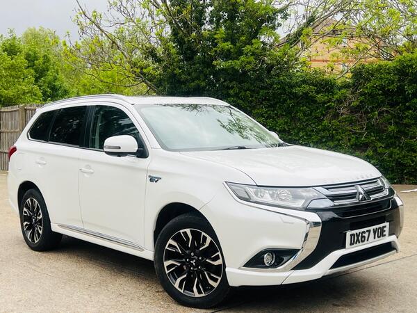 Mitsubishi Outlander 2.0h 12kWh 5h CVT 4WD Euro 6 (s/s) 5dr
