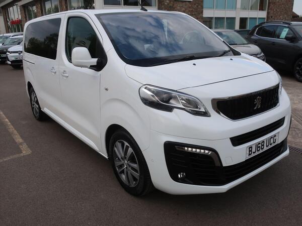 Peugeot Traveller 2.0 BlueHDi Allure Standard MPV EAT8 MWB Euro 6 (s/s) 5dr