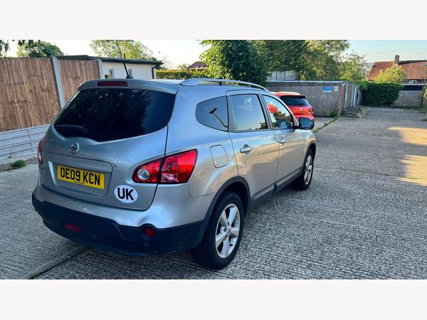 Nissan Qashqai+2 2.0 Acenta 2WD 5dr