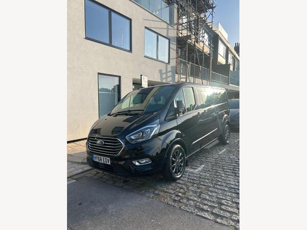 Ford Tourneo Custom 2.0 310 EcoBlue Titanium X Minibus Double Cab 5dr Diesel Auto L2 Euro 6 (s/s) (170 ps)