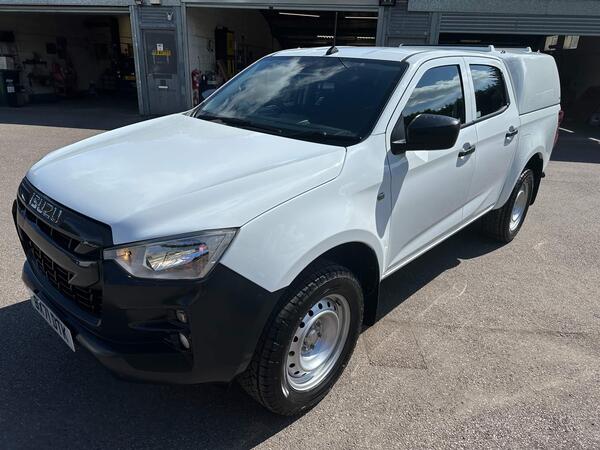 Isuzu D-Max 1.9 TD Utility Pickup Double Cab 4dr Diesel Manual 4WD Euro 6 (s/s) (164 ps)
