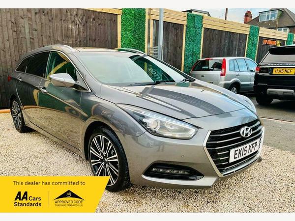 Hyundai i40 1.7 CRDi Blue Drive Premium Tourer Euro 6 (s/s) 5dr