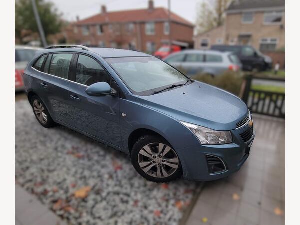 Chevrolet Cruze 1.7 VCDi LTZ Euro 5 (s/s) 5dr (Nav)