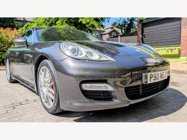 Porsche Panamera 4.8T V8 PDK 4WD Euro 5 (s/s) 5dr