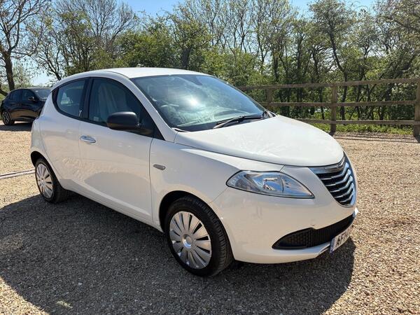 Chrysler Ypsilon 1.2 S Euro 5 (s/s) 5dr