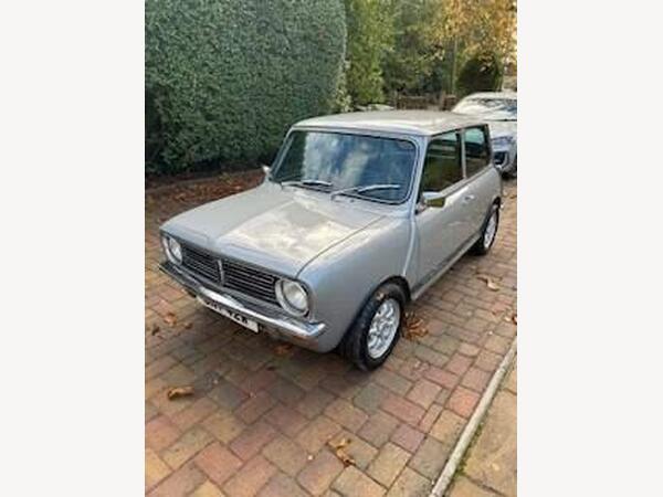Austin Mini 1275 GT) 1.3