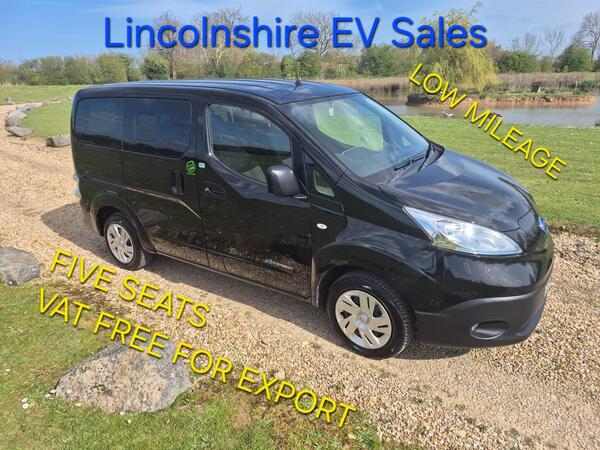 Nissan e-NV200 40kWh Acenta Combi Van Double Cab 5dr Electric Auto (5 Seat, Quick Charge) (109 ps)