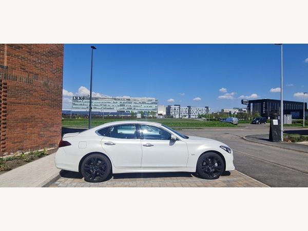 Infiniti Q70 2.2d Sport Auto Euro 5 (s/s) 4dr