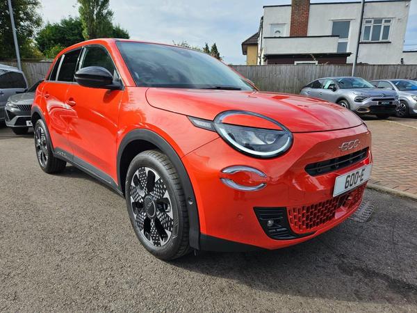 Fiat 600e 54kWh La Prima Auto 5dr