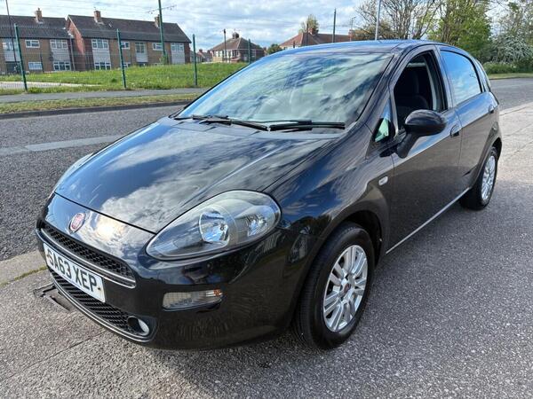 Fiat Punto 1.2 Easy Manual Euro 5 5dr