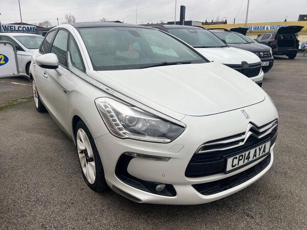 Citroen DS5 2.0 h e-HDi Airdream DSport EGS6 4WD Euro 5 (s/s) 5dr