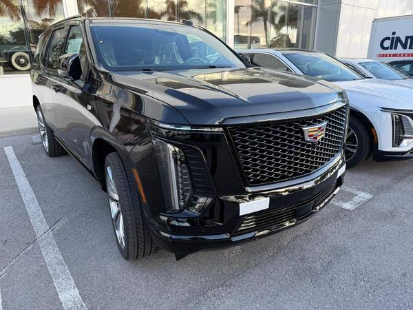 Cadillac Escalade 6.2 V8 Platinum SUV 5dr Petrol 10 Speed Automatic AWD (339 g/km, 409 bhp)