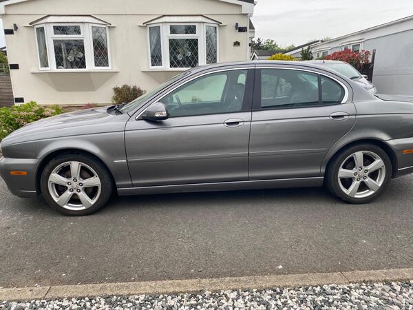 Jaguar X-Type 2.2D DPF SE 4dr
