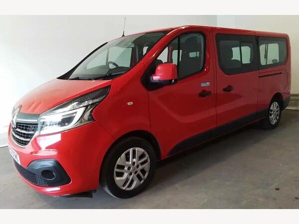 Renault Trafic 2.0 dCi ENERGY 30 Sport Nav EDC LWB Euro 6 (s/s) 5dr (9 Seat)