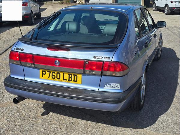 Saab 900 2.0 Turbo SE Sensonic 5dr