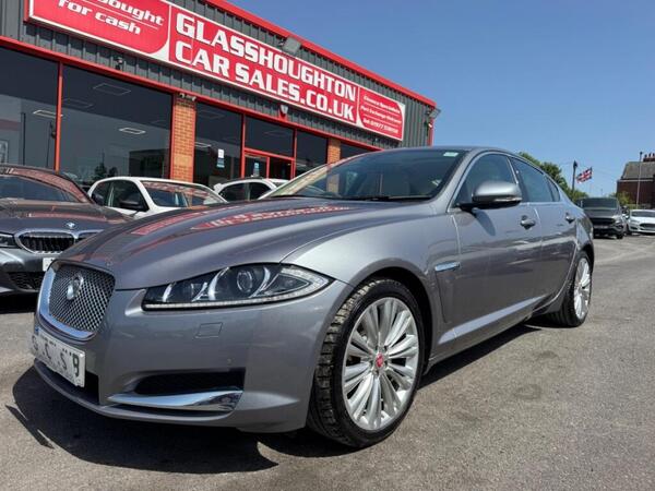 Jaguar XF 3.0d V6 Portfolio Auto Euro 5 (s/s) 4dr
