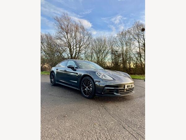 Porsche Panamera 2.9 V6 E-Hybrid 14kWh 4 Saloon PDK 4WD Euro 6 (s/s) 5dr