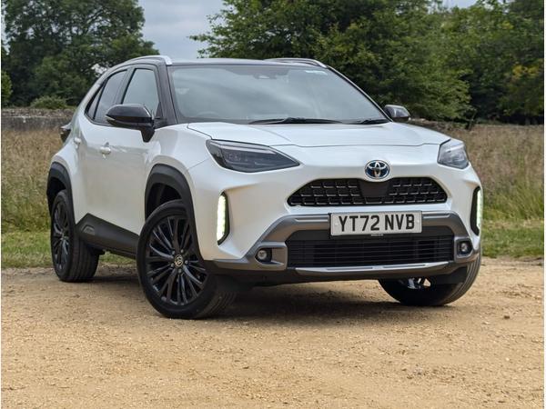 Toyota Yaris Cross 1.5 VVT-h Dynamic E-CVT AWD Euro 6 (s/s) 5dr