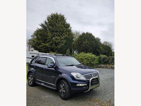 SsangYong Rexton 2.2 RX 220 e-xDi SUV 5dr Diesel Automatic 4WD Euro 6 (181 ps)