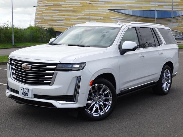 Cadillac Escalade SPORT PREMIUM LUXURY PLATINUM 5dr