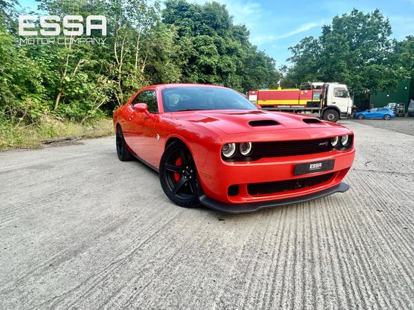 Dodge Challenger HELLCAT SRT