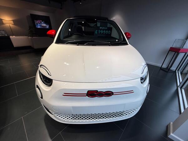 Fiat 500e C 42kWh RED Auto 2dr