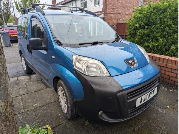 Peugeot Bipper Tepee 1.3 HDi Outdoor 2 Tronic Euro 5 (s/s) 5dr